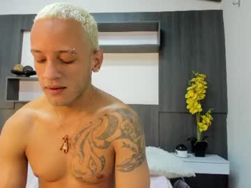 tommy_pamela
