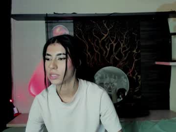 chloeandares