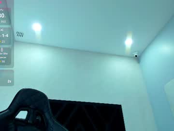 emmaa_white_