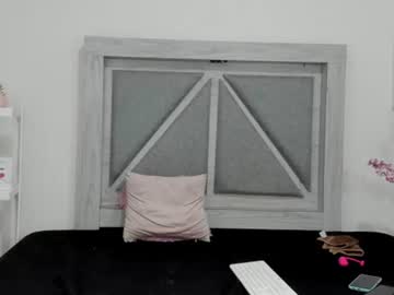 kayle_love_hot