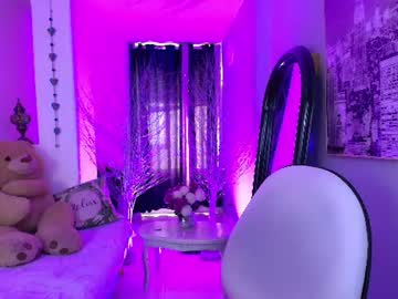 nina_smalls