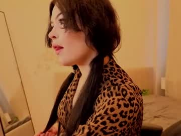 nikki_dolll