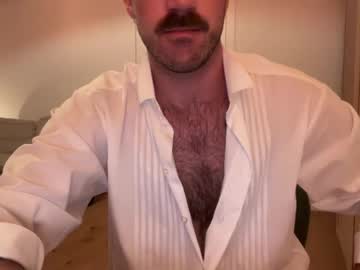 sexyhairyathleticberliner