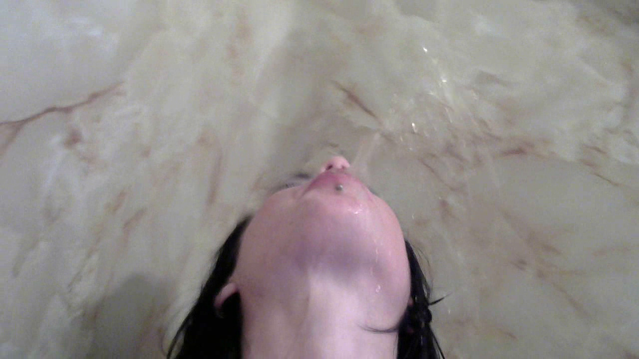 pee — 17