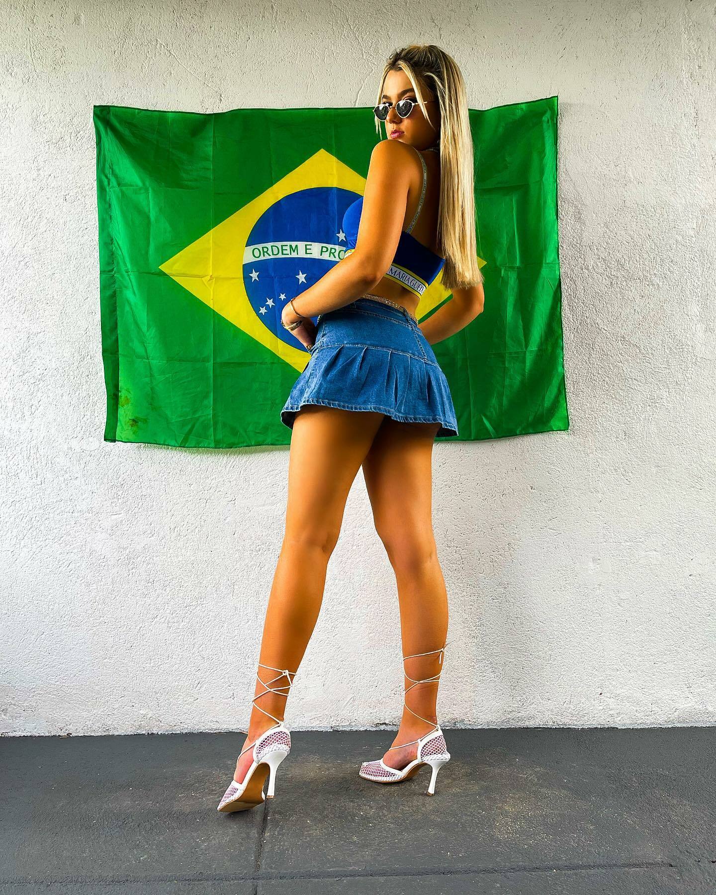 BRAZILIAN BABES — 18