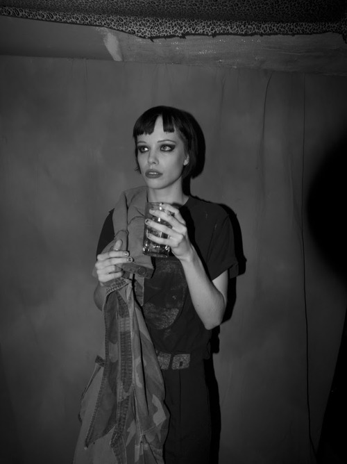 Alice Glass — 29